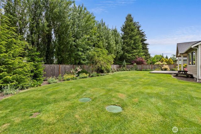 2843 South Bay Road NE, Olympia, WA 98506