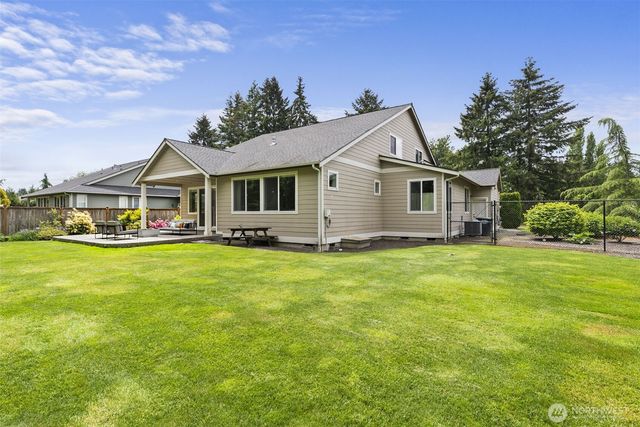 2843 South Bay Road NE, Olympia, WA 98506