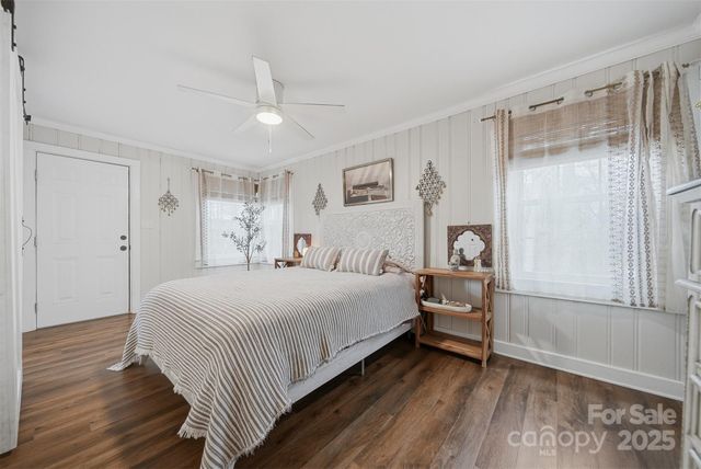 524 Hibriten Drive SE, Lenoir, NC 28645