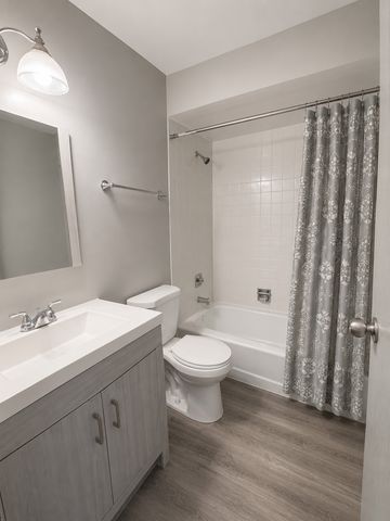 3640 W 119th Street 302, Alsip, IL 60803
