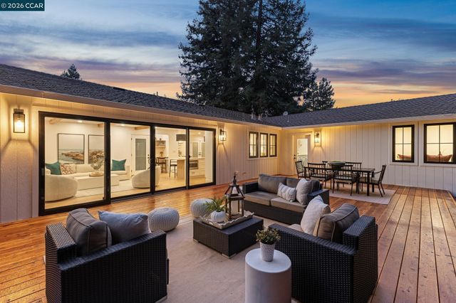 1760 Saint Helena Dr, Danville, CA 94526