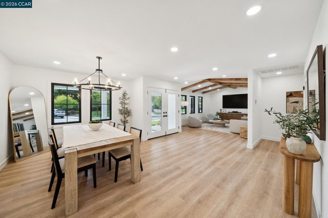 1760 Saint Helena Dr, Danville, CA 94526