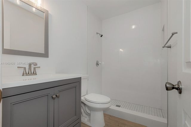 11941 SW 178th Ter, Miami, FL 33177