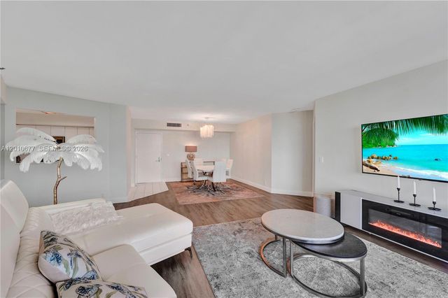 3500 Mystic Pointe Dr 3302, Aventura, FL 33180