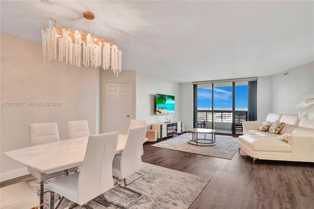 3500 Mystic Pointe Dr 3302, Aventura, FL 33180