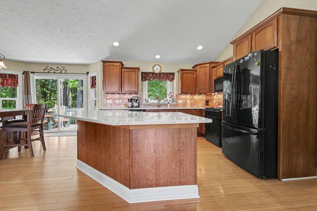 12679 Goldenrod Court, Wayland, MI 49348