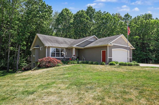 12679 Goldenrod Court, Wayland, MI 49348