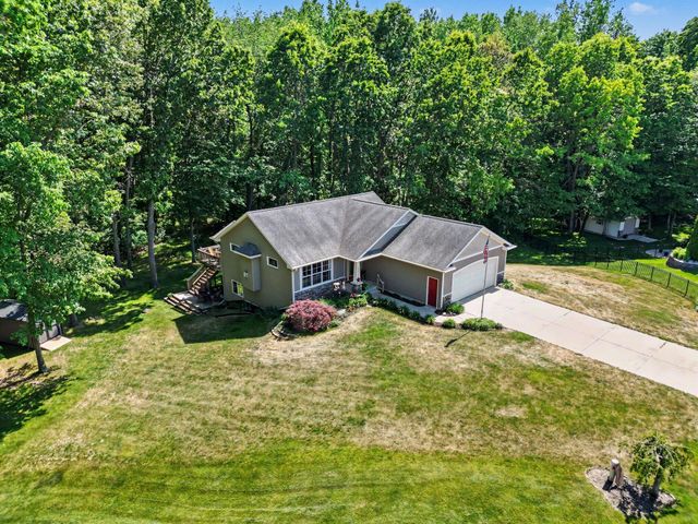 12679 Goldenrod Court, Wayland, MI 49348