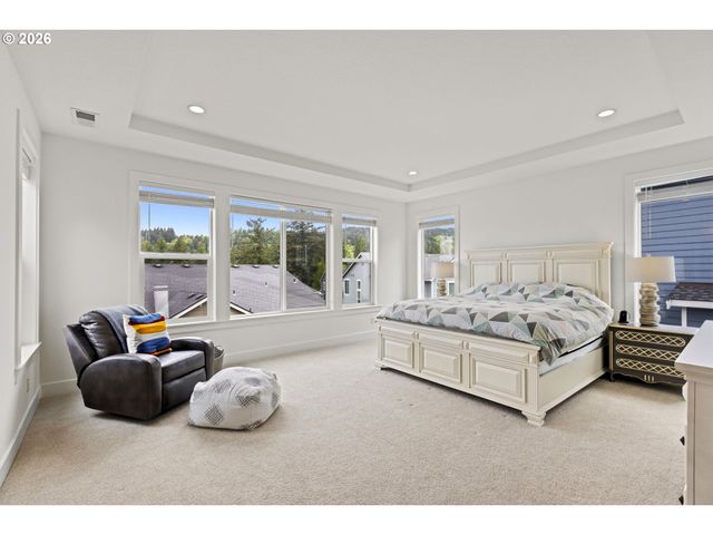 12263 Nw HILLER Ln, Portland, OR 97229