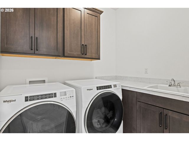 12263 Nw HILLER Ln, Portland, OR 97229