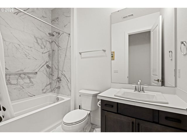 12263 Nw HILLER Ln, Portland, OR 97229