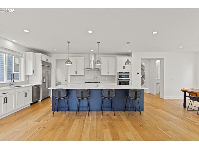 12263 Nw HILLER Ln, Portland, OR 97229