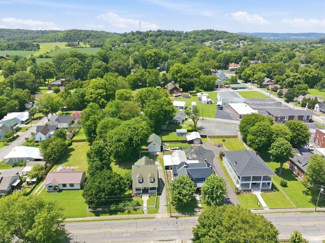 210 S Main St, Mount Pleasant, TN 38474
