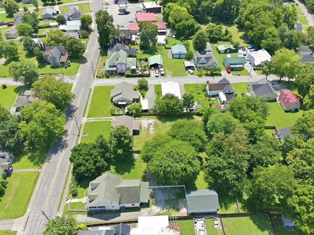 210 S Main St, Mount Pleasant, TN 38474