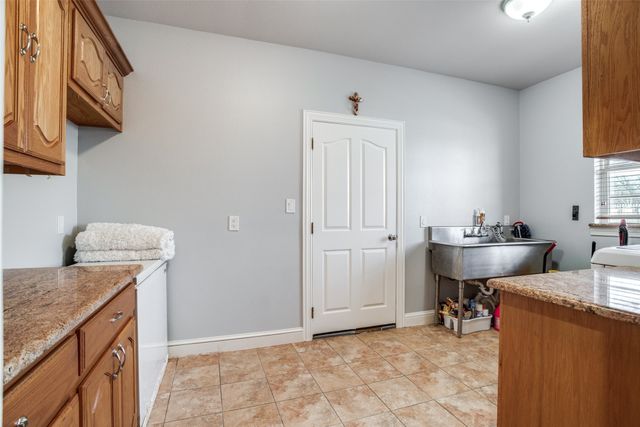 2020 S Bridgefarmer Road, Lowry Crossing, TX 75069