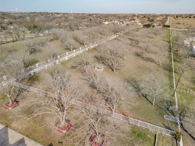 2020 S Bridgefarmer Road, Lowry Crossing, TX 75069