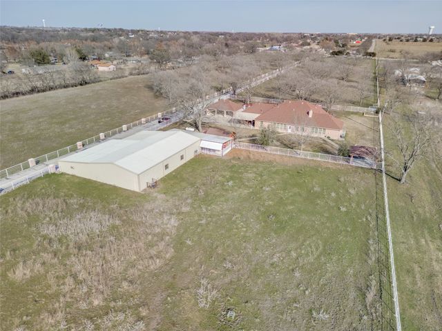 2020 S Bridgefarmer Road, Lowry Crossing, TX 75069