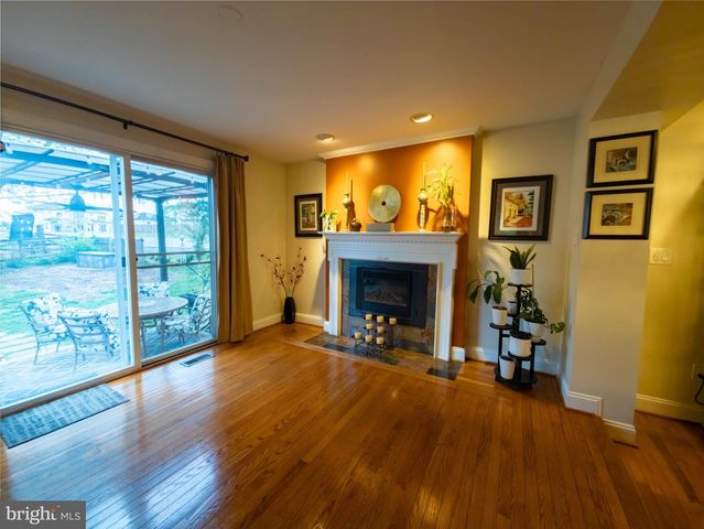 2961 ASHDOWN FOREST, Herndon, VA 20171