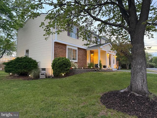 2961 ASHDOWN FOREST, Herndon, VA 20171