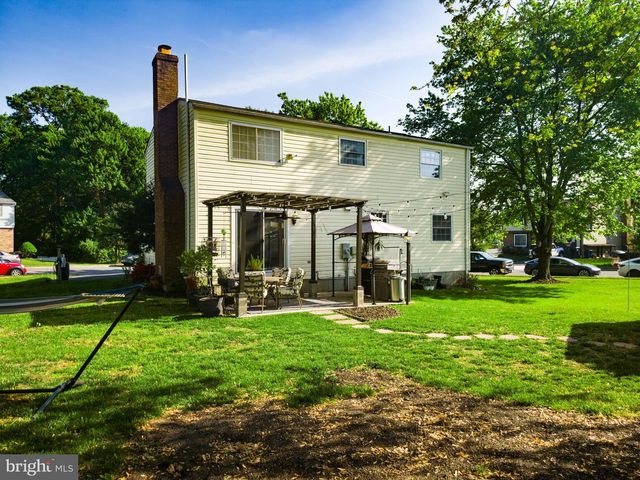 2961 ASHDOWN FOREST, Herndon, VA 20171
