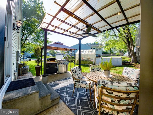 2961 ASHDOWN FOREST, Herndon, VA 20171