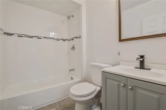 1433 W 96th, Los Angeles, CA 90047