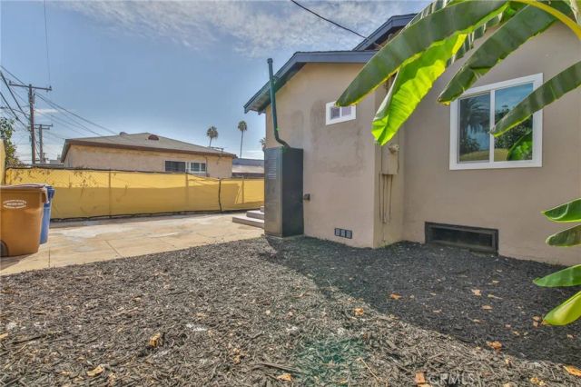 1433 W 96th, Los Angeles, CA 90047
