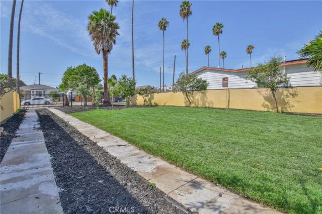 1433 W 96th, Los Angeles, CA 90047