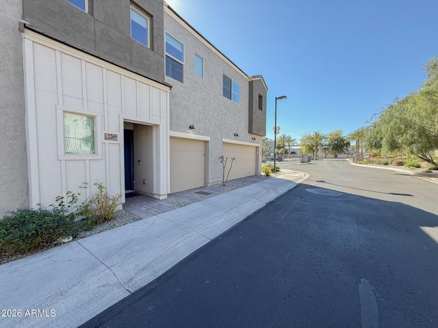 2269 W ECHO Lane, Phoenix, AZ 85021