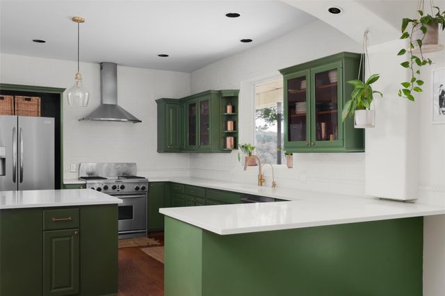 3400 Beartree CIR, Austin, TX 78730