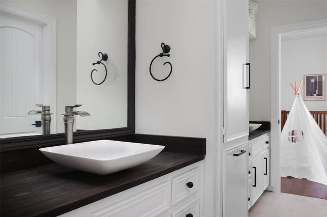 3400 Beartree CIR, Austin, TX 78730