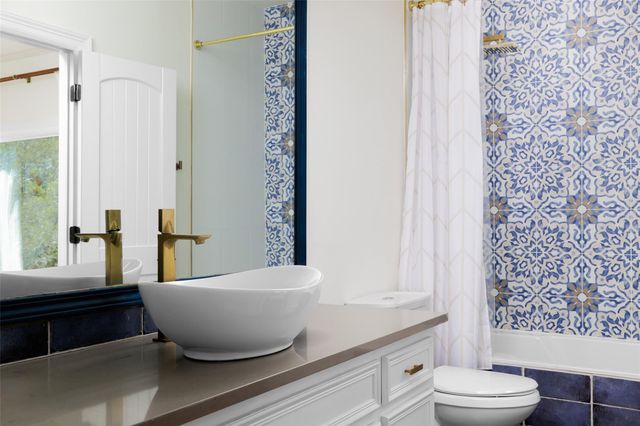 3400 Beartree CIR, Austin, TX 78730