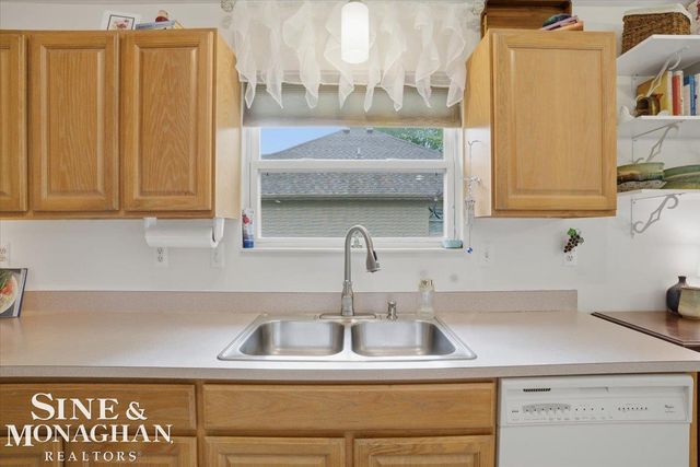 2109 Ash Street, Saint Clair, MI 48079