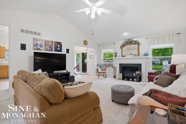 2109 Ash Street, Saint Clair, MI 48079