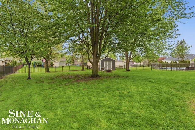 2109 Ash Street, Saint Clair, MI 48079