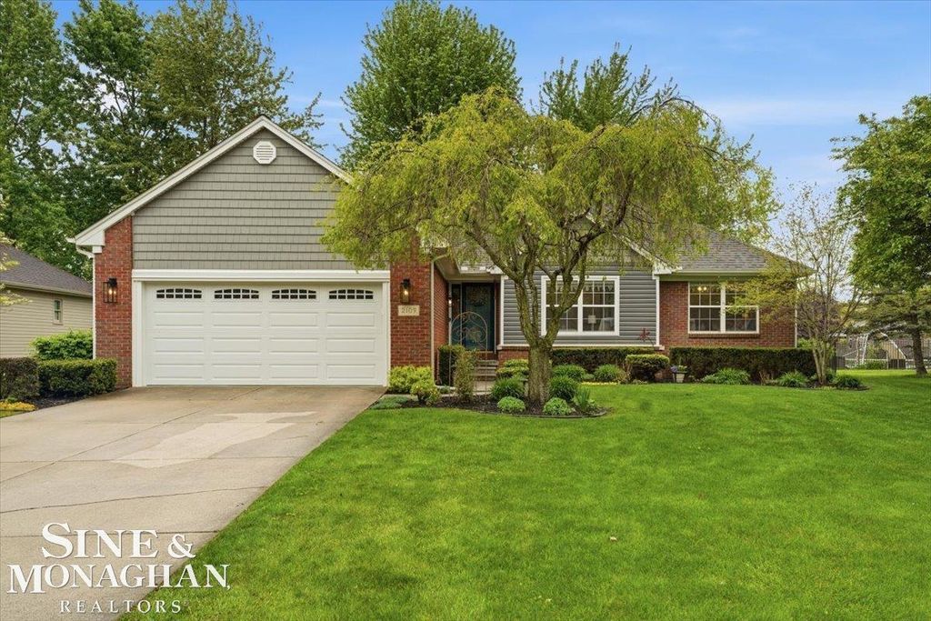 2109 Ash Street, Saint Clair, MI 48079