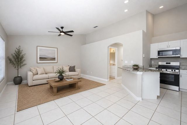 788 LINCOLN PARKWAY, Oviedo, FL 32765