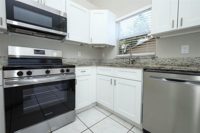 788 LINCOLN PARKWAY, Oviedo, FL 32765