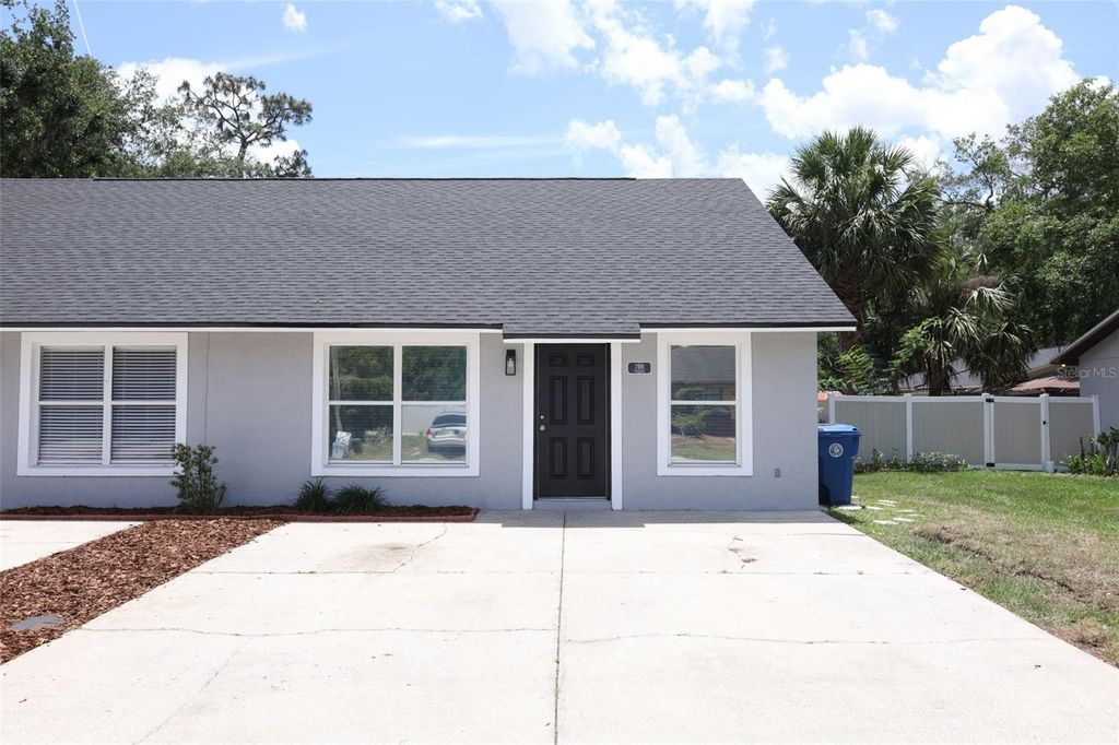 788 LINCOLN PARKWAY, Oviedo, FL 32765