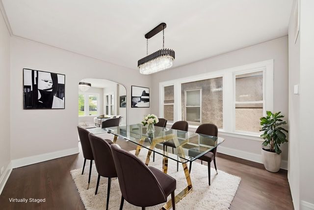 10742 S Prairie Avenue, Chicago, IL 60628