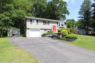 1053 Timothy Lane, Niskayuna, NY 12309