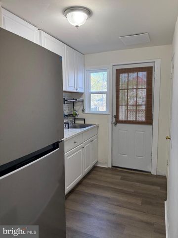 1333 SYCAMORE AVE, Wilmington, DE 19805