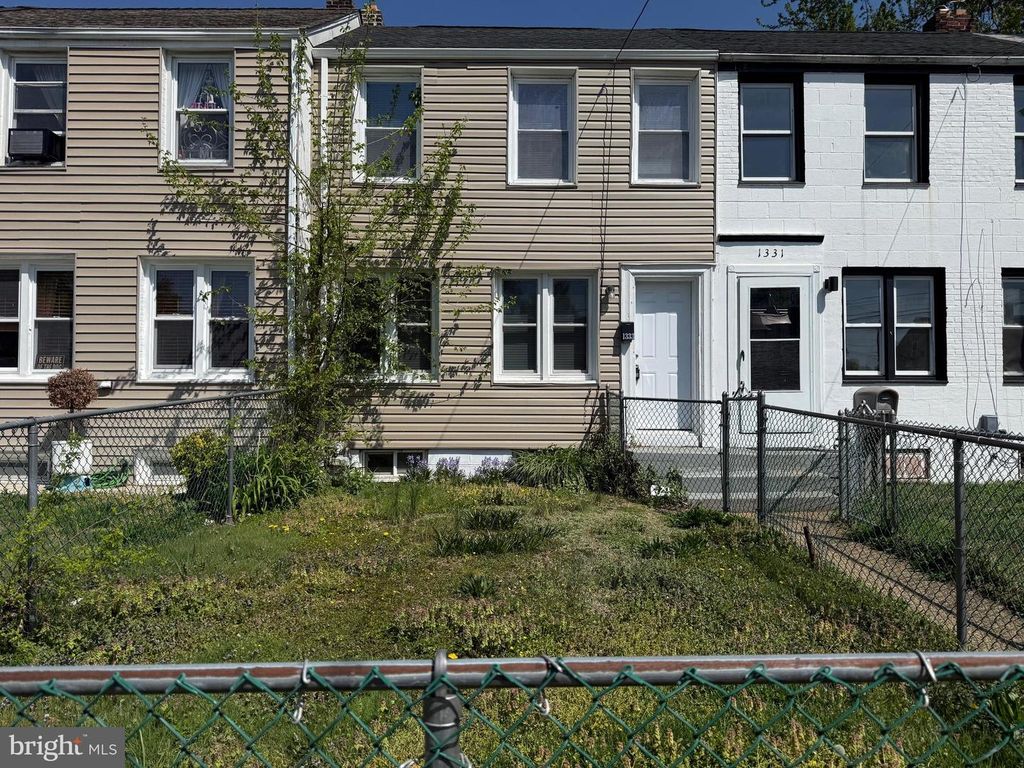 1333 SYCAMORE AVE, Wilmington, DE 19805