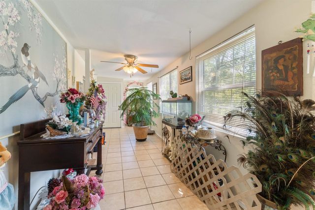 323 Wood Street, Hot Springs, AR 71913