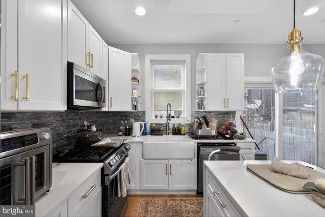 2336 N MASCHER ST, Philadelphia, PA 19133