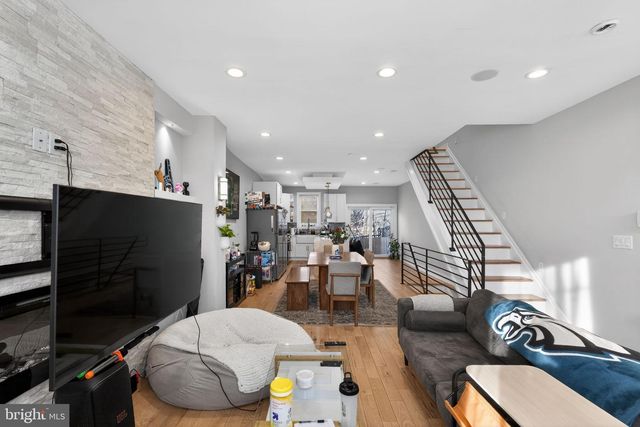 2336 N MASCHER ST, Philadelphia, PA 19133