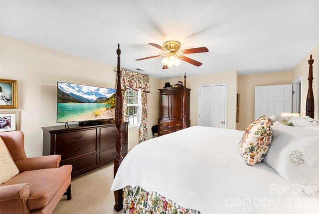 1025 Rudd Road, Gastonia, NC 28054