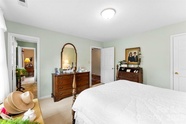 1025 Rudd Road, Gastonia, NC 28054