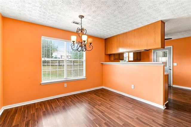 306 Dove Point, Social Circle, GA 30025