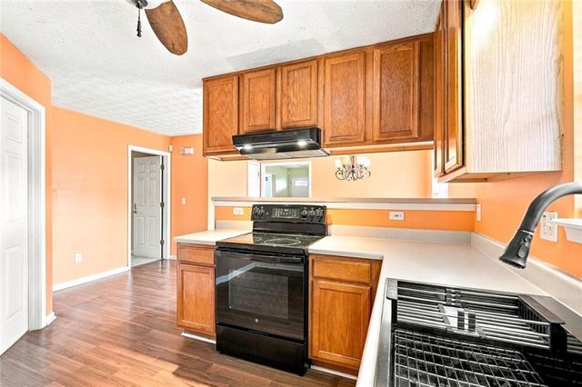 306 Dove Point, Social Circle, GA 30025